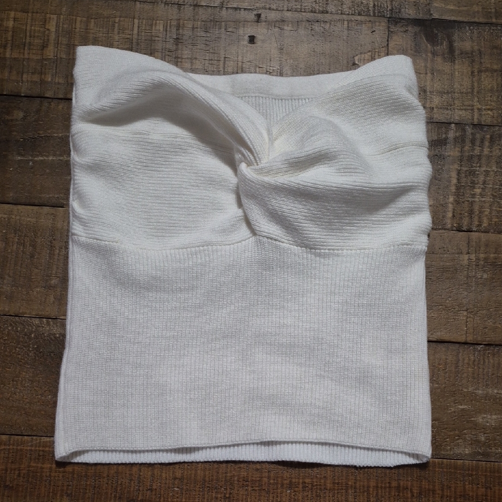 Stretchy Knit White Tube Top With Twist Detail